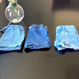 Girls 3T denim shorts lot